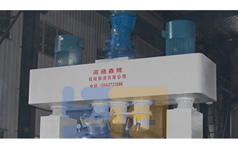 How is the revolution and rotation formed inside the kneading machine of structural adhesive equipment?